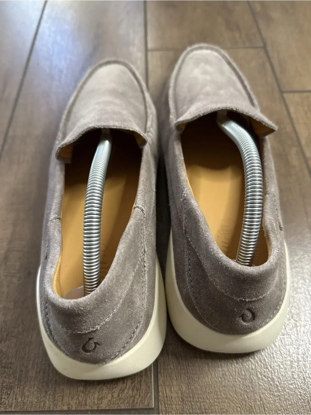 Olukai Ka'a Loafer Leather Suede Light Grey 10535-6363 Men's Sz 9.5